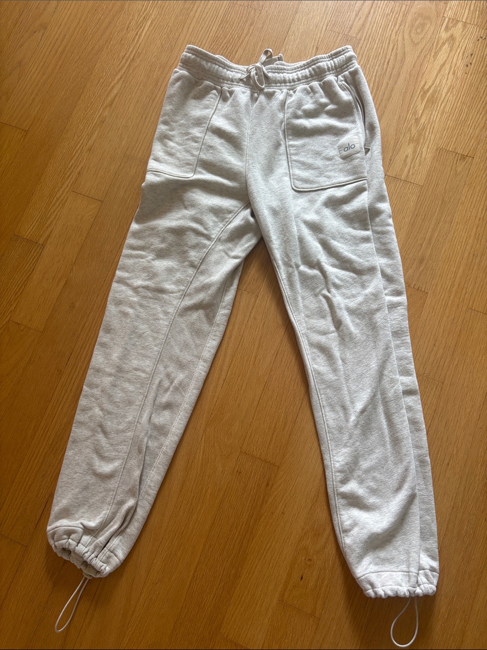ALO Yoga Light Gray Jogger Sweatpants